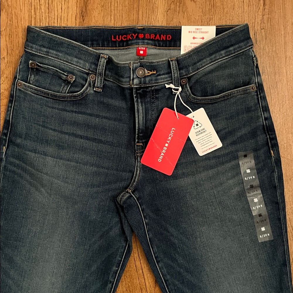 NWT Lucky Brand Mid-Rise Sweet Straight Jeans - Picture 3 of 13